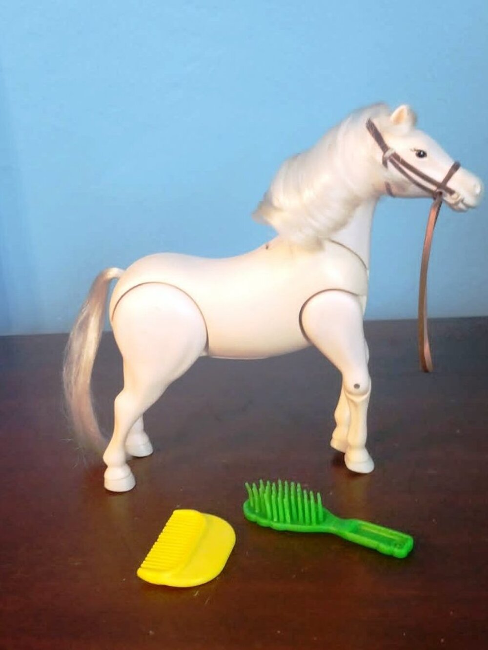Fisher Price 2000 Loving Family Whisper Western Horse with Sound